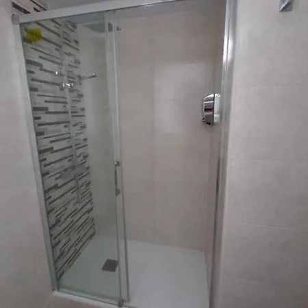 Simple In Malaga Near Playa De La Carihuela Beach Apartment